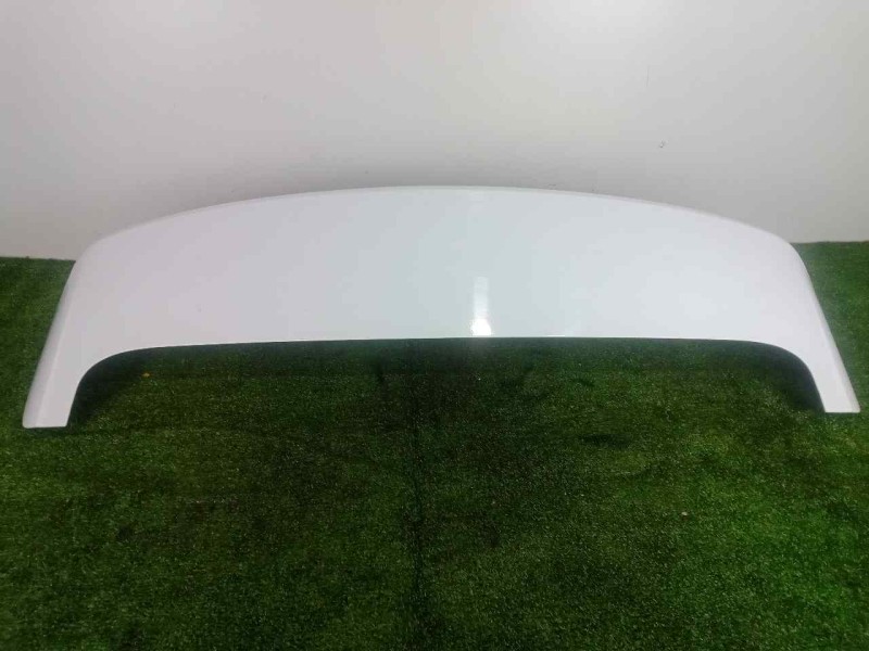 Recambio de aleron trasero para kia sportage 1.6 crdi cat referencia OEM IAM 87250F1000 BLANCO 