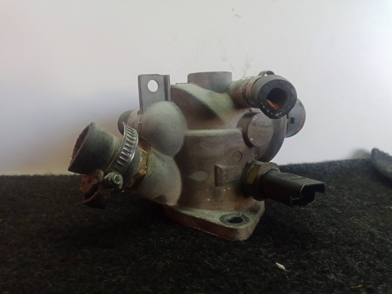 Recambio de termostato para alfa romeo 147 (190) 2.0 selespeed distinctive referencia OEM IAM 6065394  