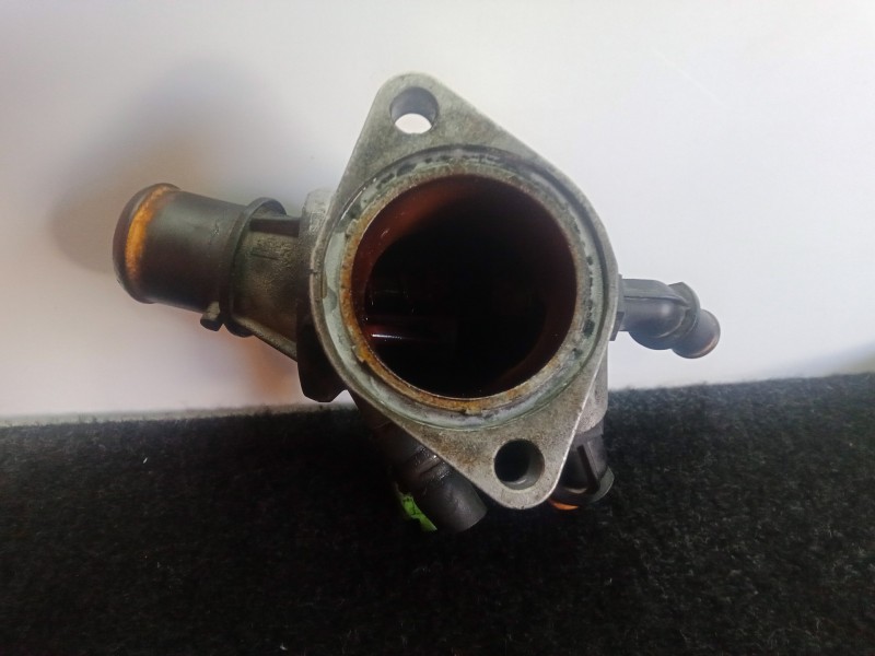 Recambio de termostato para fiat croma (194) 1.9 jtd 16v cat referencia OEM IAM 55202510  