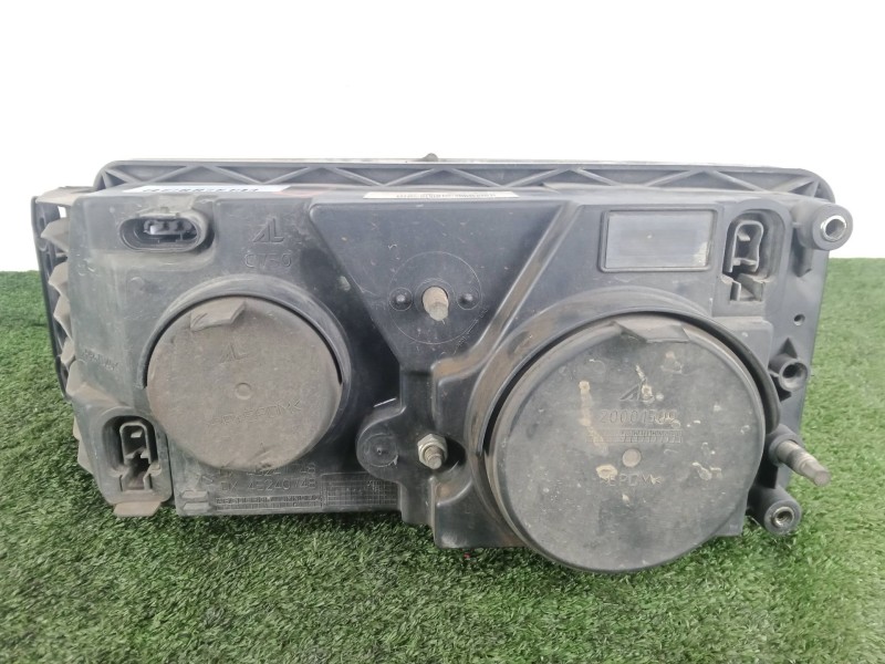 Recambio de faro derecho para iveco eurocargo 100e18 e5 referencia OEM IAM 504238069306L3 ALKAR 