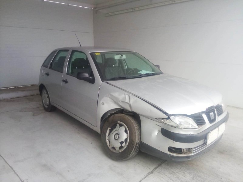 seat ibiza (6k1) del año 2000