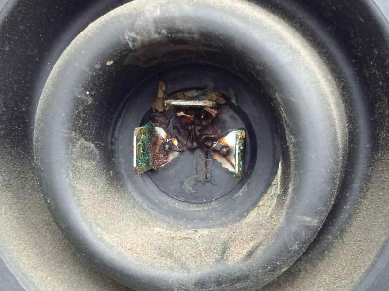 Recambio de faro izquierdo para citroën saxo 1.6 referencia OEM IAM   