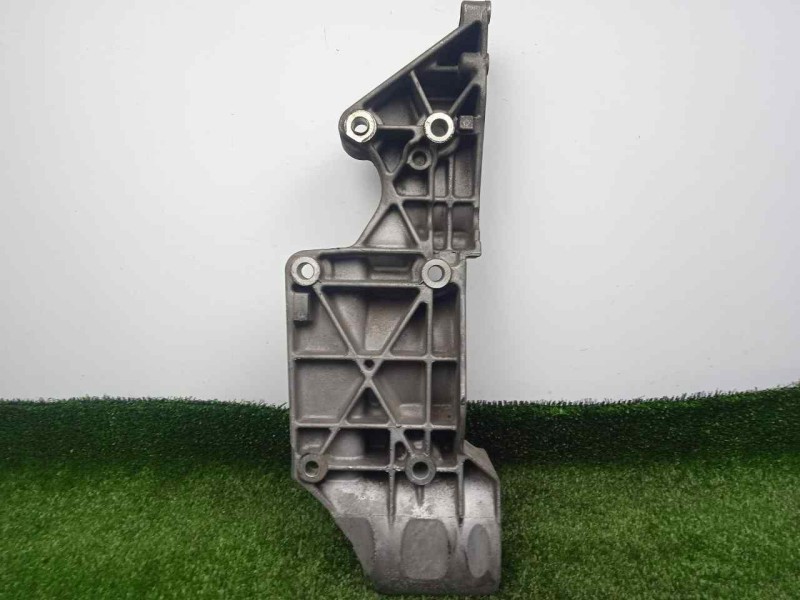Recambio de soporte alternador para audi a3 (8l) 1.9 tdi referencia OEM IAM R045903143C  ALUMINIO