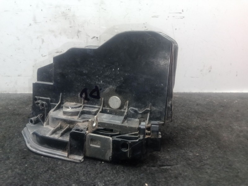 Recambio de cerradura puerta delantera derecha para bmw 1 (e87) 120 d referencia OEM IAM 7154628  7 PINES