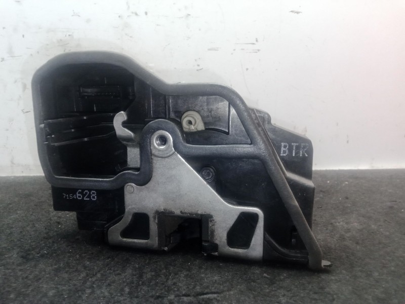 Recambio de cerradura puerta delantera derecha para bmw 1 (e87) 120 d referencia OEM IAM 7154628  7 PINES