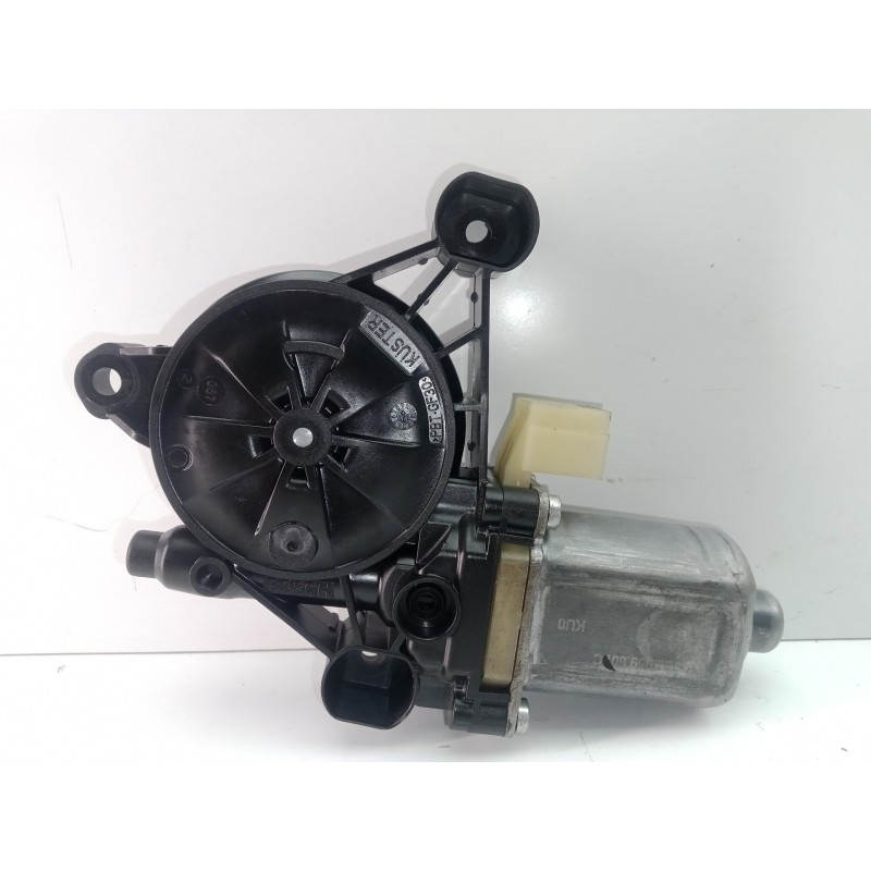 Recambio de motor elevalunas delantero izquierdo para seat leon (5f1) 2.0 16v tsi referencia OEM IAM 5Q0959801C-0130822077 BOSCH