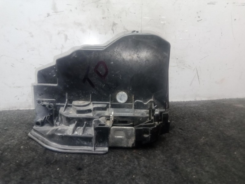 Recambio de cerradura puerta trasera derecha para bmw 1 (e87) 120 d referencia OEM IAM 7154630  7 PINES