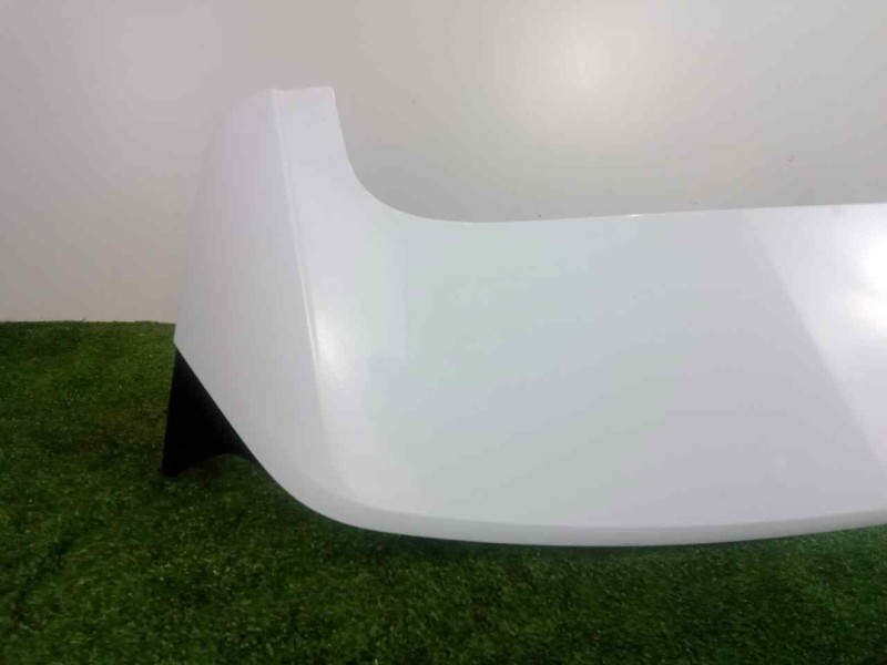 Recambio de aleron trasero para kia sportage 1.6 crdi cat referencia OEM IAM 87250F1000 BLANCO 