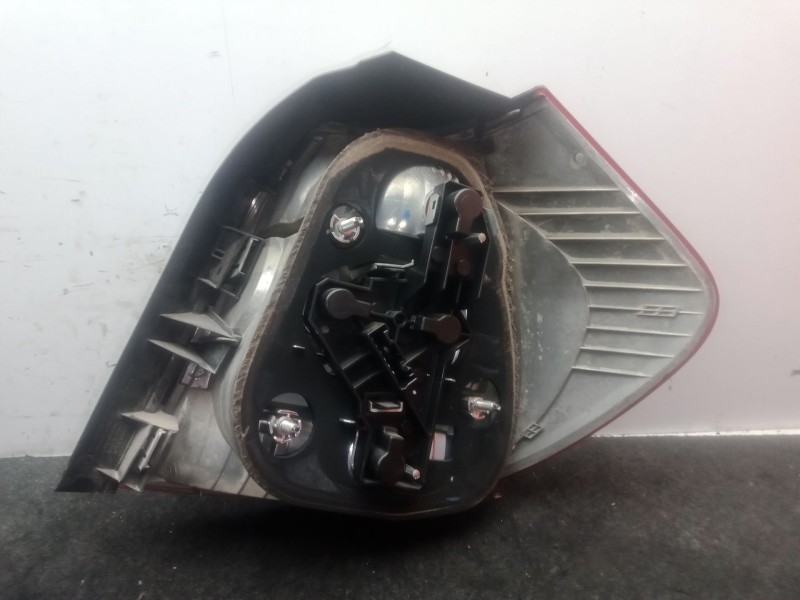 Recambio de piloto trasero izquierdo para bmw 1 (e87) 120 d referencia OEM IAM 692450108 - 3016390000  VALEO