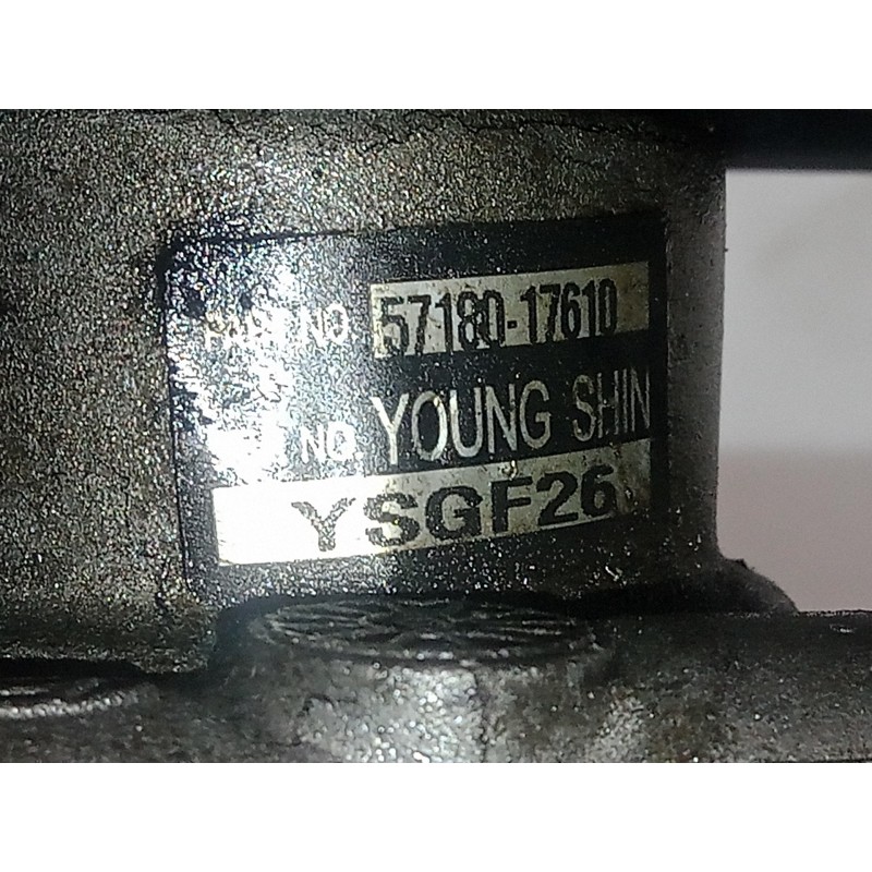 Recambio de bomba servodireccion para hyundai getz (tb) 1.5 crdi cat referencia OEM IAM 5718017610-YSGF26  