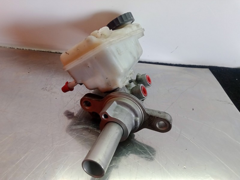 Recambio de bomba freno para renault kangoo 1.5 dci diesel cat referencia OEM IAM 0204051558  