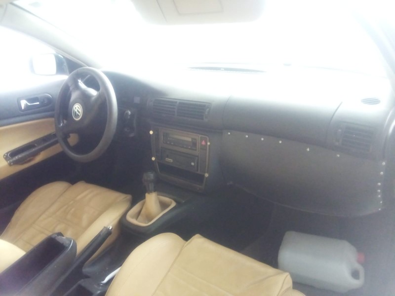 volkswagen passat b5 (3b2) del año 2025