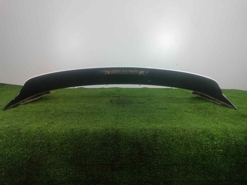 Recambio de aleron trasero para kia sportage 1.6 crdi cat referencia OEM IAM 87250F1000 BLANCO 