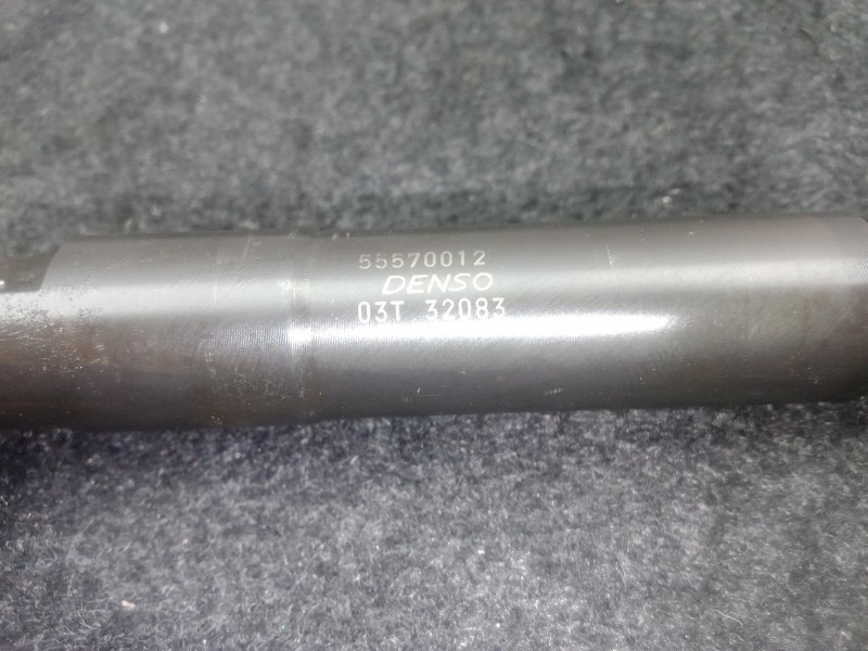 Recambio de inyector para opel insignia a (g09) 1.6 cdti (68) referencia OEM IAM 55570012  DENSO