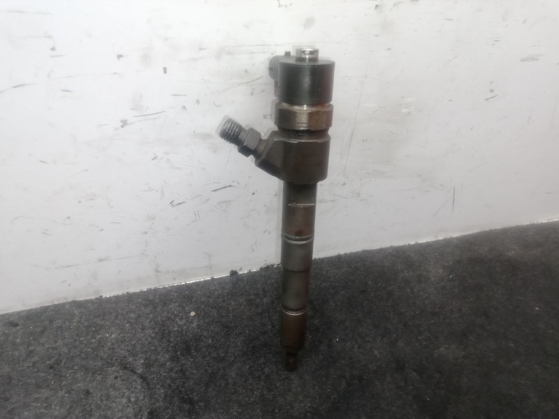 Recambio de inyector para opel insignia a (g09) 2.0 cdti (68) referencia OEM IAM 0445110327  BOSCH