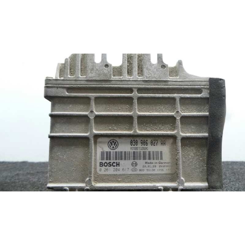 Recambio de centralita motor uce para volkswagen polo berlina (6n1) 1.4 referencia OEM IAM 030906027AA-0261204617-26SA0000  BOSC