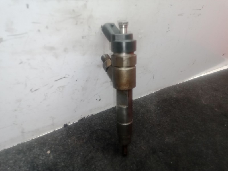 Recambio de inyector para iveco daily caja abierta / volquete 2.8 diesel cat referencia OEM IAM 0445120002  BOSCH