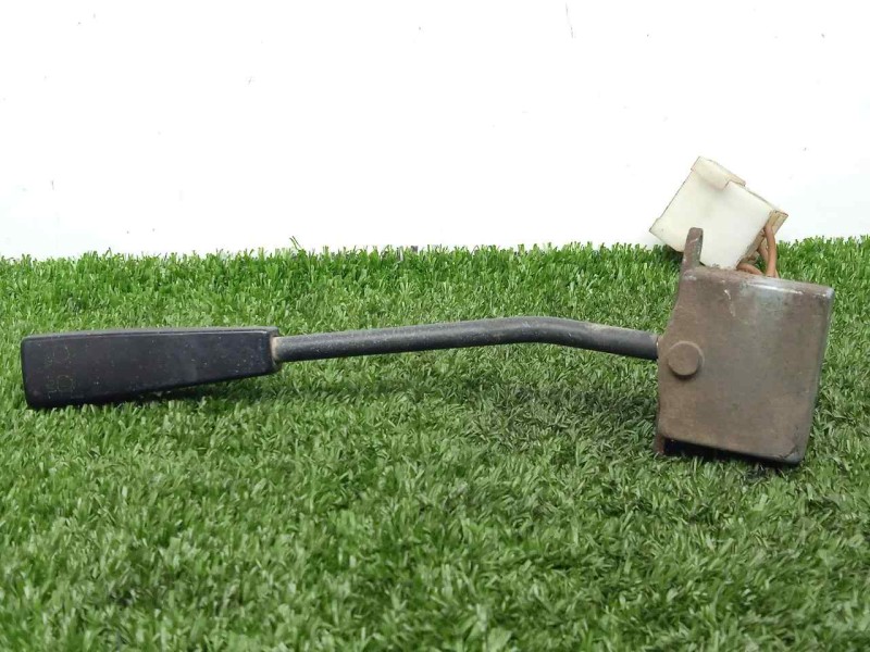 Recambio de interruptor luces para nissan trade 2.8d referencia OEM IAM   