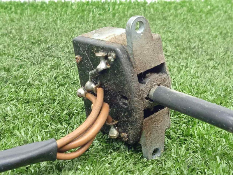 Recambio de interruptor luces para nissan trade 2.8d referencia OEM IAM   