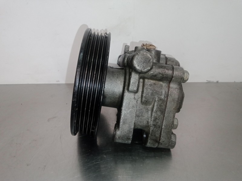 Recambio de bomba servodireccion para hyundai getz (tb) 1.5 crdi cat referencia OEM IAM 5718017610-YSGF26  