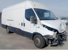 Recambio de puerta delantera derecha para iveco daily vi furgoneta 33s15, 35s15, 35c15 referencia OEM IAM   14-24