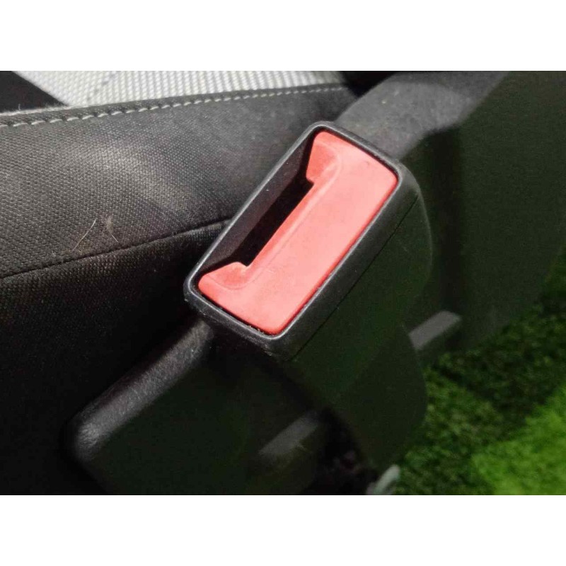 Recambio de asiento delantero derecho para skoda fabia combi 1.4 tdi dpf referencia OEM IAM   