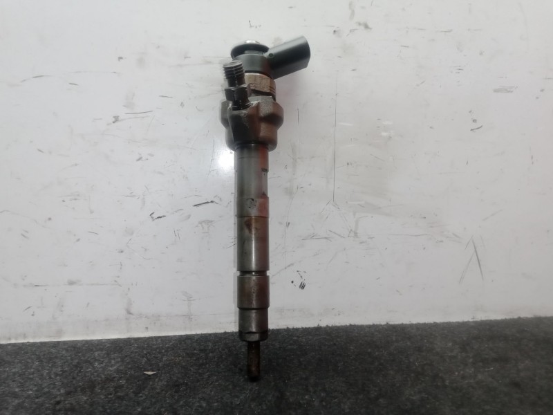 Recambio de inyector para bmw 1 (e81) 116 d referencia OEM IAM 0445110289 - 779844604  BOSCH