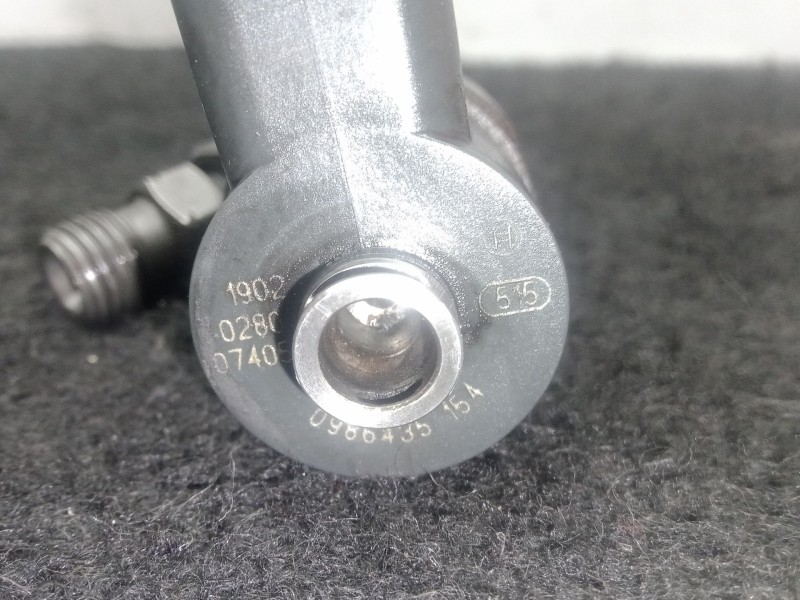 Recambio de inyector para kia sorento 2.5 crdi cat referencia OEM IAM 0986435154 - 190202807405 2 PINES 