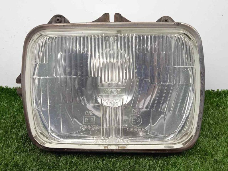 Recambio de faro izquierdo para mitsubishi l 300 (p00) 2.5 diesel referencia OEM IAM  40/45 WATIOS 