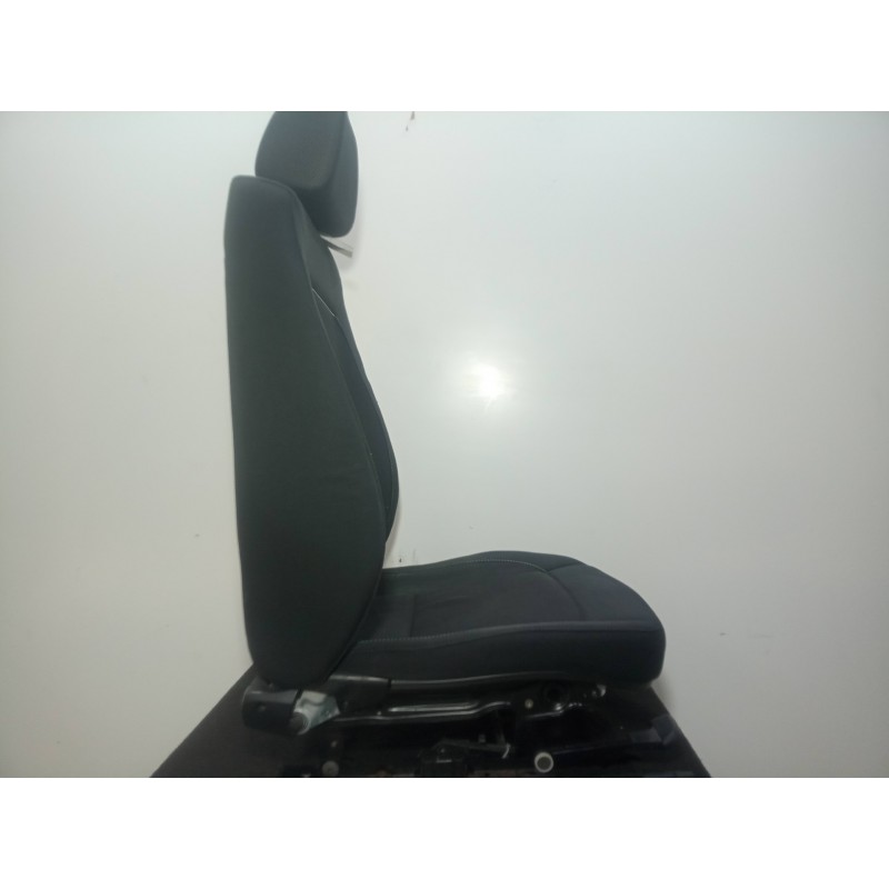 Recambio de asiento delantero izquierdo para bmw serie 1 berlina (e81/e87) 2.0 turbodiesel cat referencia OEM IAM  TELA NEGRO