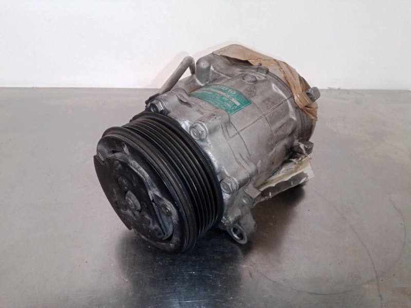 Recambio de compresor aire acondicionado para volkswagen polo berlina (6n1) 1.4 referencia OEM IAM 7158-6N0820803A SANDEN SD7B10