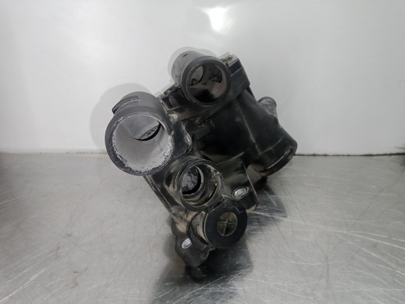 Recambio de termostato para seat cordoba berlina (6l2) 1.4 16v referencia OEM IAM 032121111 - 032121118C  