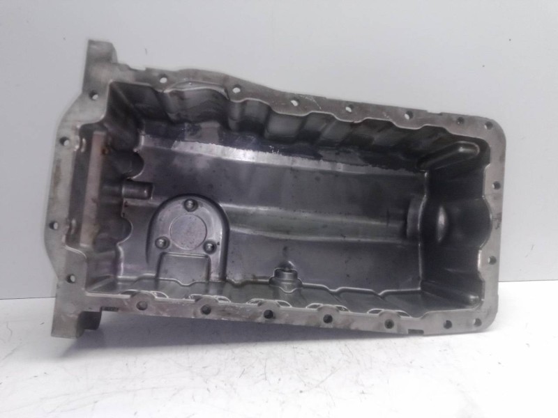 Recambio de carter para seat altea (5p1) 1.6 referencia OEM IAM 06A103603R  