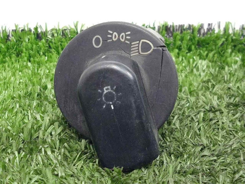 Recambio de interruptor luces para opel kadett e 1.7 diesel referencia OEM IAM 90340746 7.PINES 
