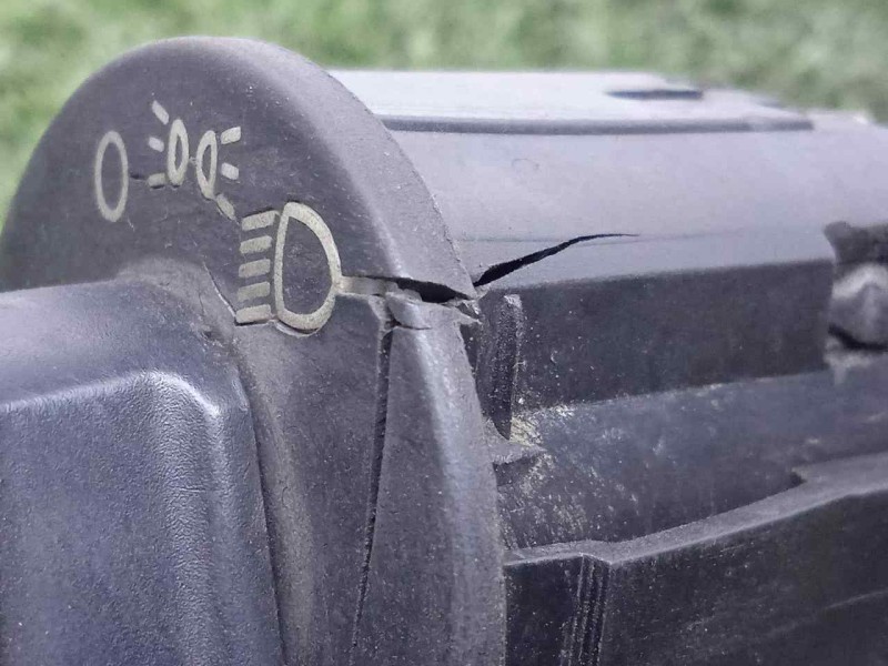 Recambio de interruptor luces para opel kadett e 1.7 diesel referencia OEM IAM 90340746 7.PINES 