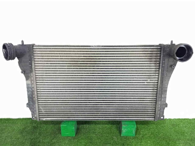 Recambio de intercooler para volkswagen golf iv berlina (1j1) 1.9 tdi referencia OEM IAM 1J0145803H 625X420X33 ALUMINIO