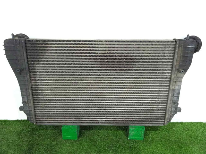 Recambio de intercooler para volkswagen golf iv berlina (1j1) 1.9 tdi referencia OEM IAM 1J0145803H 625X420X33 ALUMINIO
