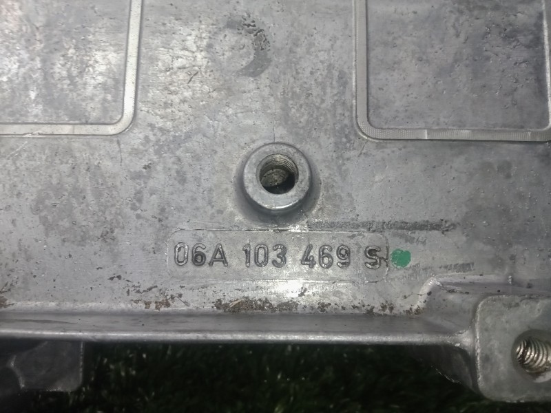 Recambio de tapa balancines para seat toledo (1m2) 1.8 20v turbo referencia OEM IAM 06A103469  