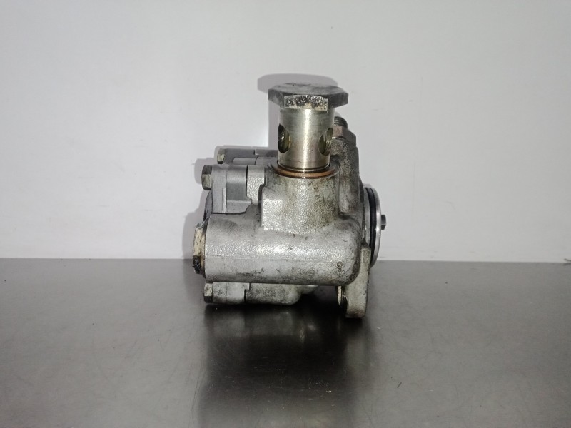 Recambio de bomba direccion para nissan atleon 6.0 td - 210 (130) referencia OEM IAM 7684955107  