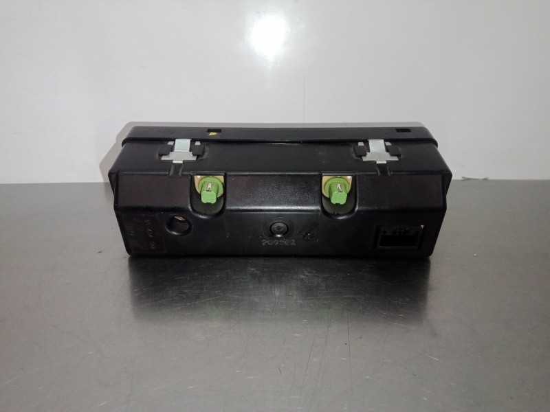 Recambio de pantalla multifuncion para opel astra g berlina 2.0 dti referencia OEM IAM 90434122 - 5WK7391  