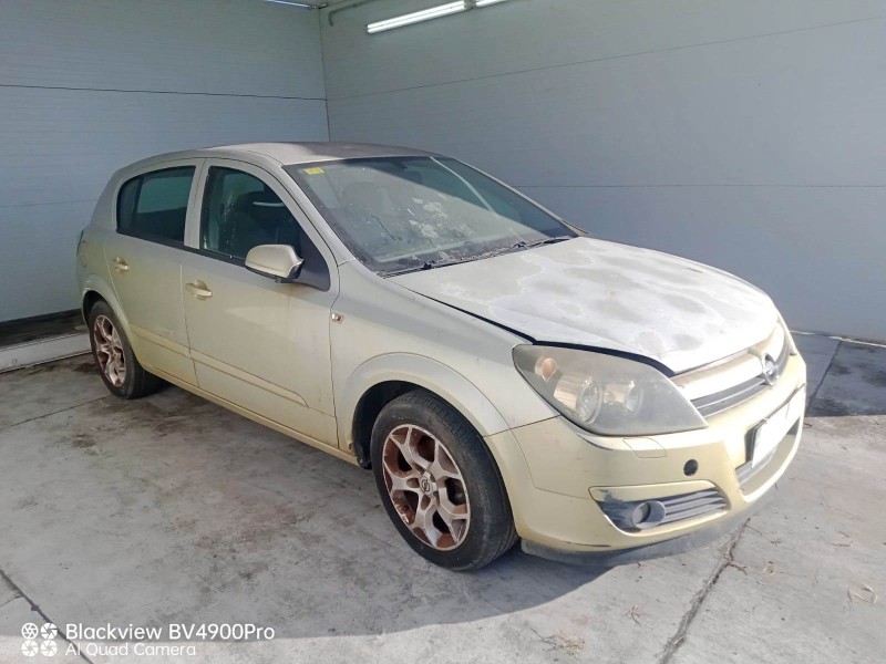 opel astra h (a04) del año 2004