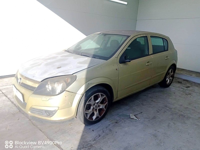 opel astra h (a04) del año 2004