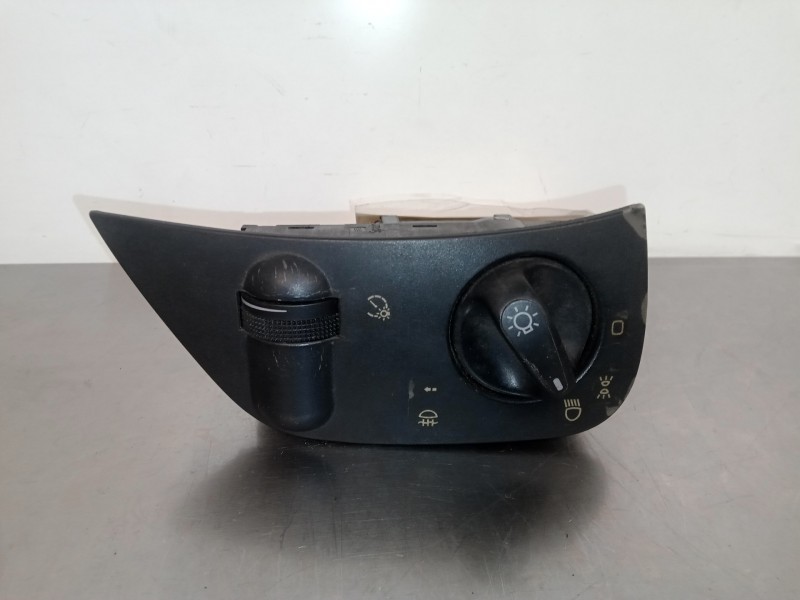 Recambio de interruptor luces para seat ibiza (6k) 1.4 referencia OEM IAM 6K1941531 - 3394  14.PINES