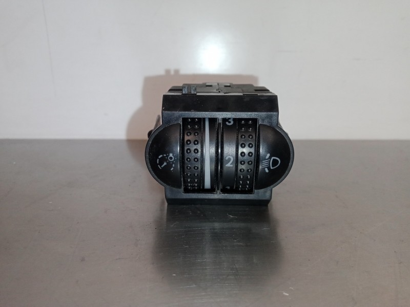 Recambio de interruptor luces para volkswagen polo berlina (6n2) 1.4 referencia OEM IAM 6X0941333A  