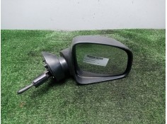 Recambio de retrovisor derecho para dacia sandero 1.4 cat referencia OEM IAM SIN REFERENCIA MANUAL NEGRO.PLASTICO