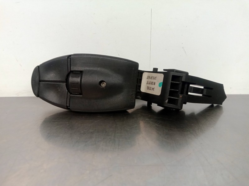 Recambio de mando multifuncion para peugeot 207 1.6 16v hdi referencia OEM IAM 344720053 - 96538207XT  