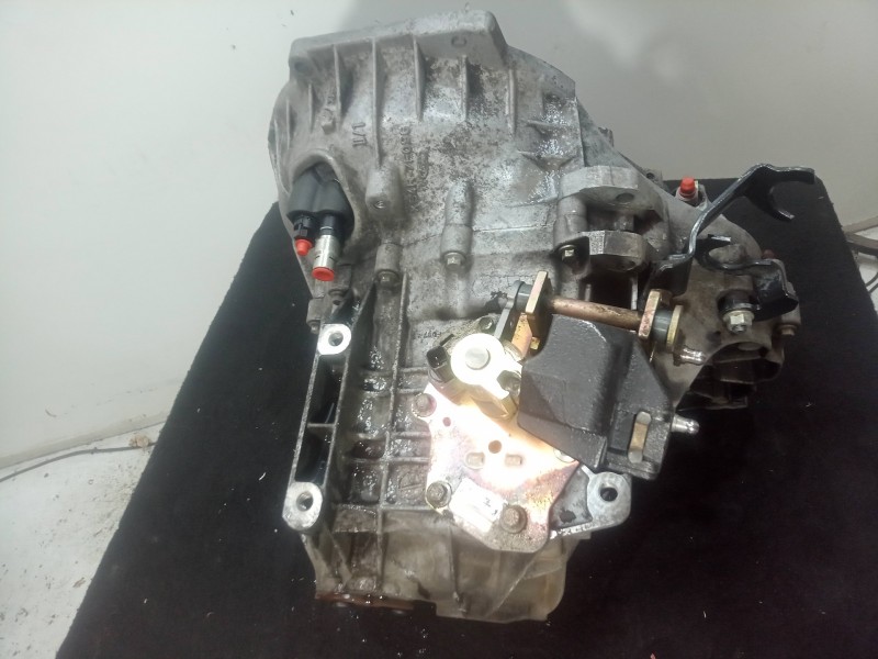 Recambio de caja cambios para ford focus berlina (cak) 1.8 tddi turbodiesel cat referencia OEM IAM 1S4R7002MB 5.VELOCIDADES MANU