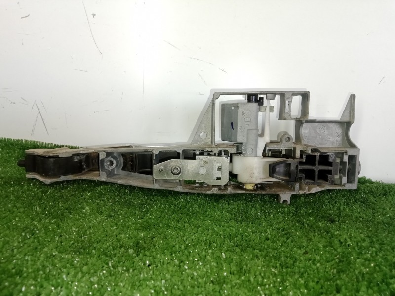 Recambio de maneta exterior delantera derecha para citroën c3 1.4 hdi referencia OEM IAM 9684559980  
