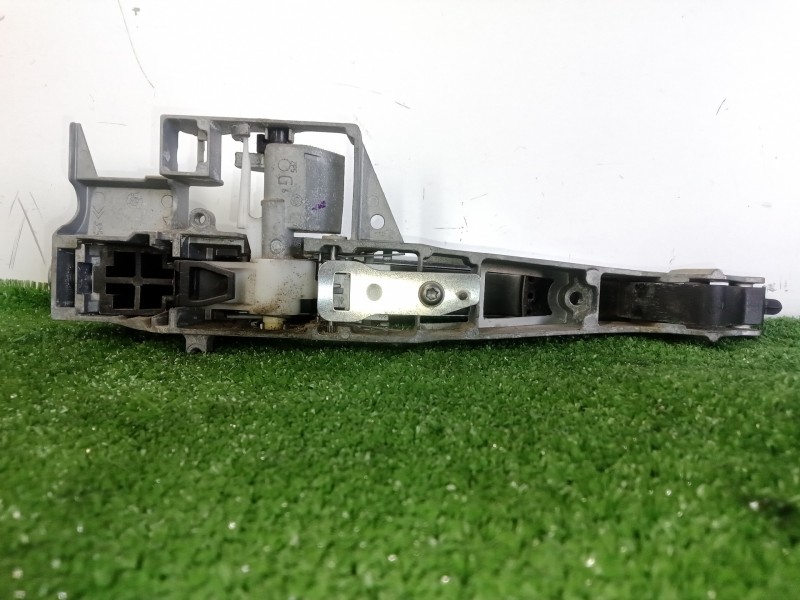 Recambio de maneta exterior trasera izquierda para citroën c3 1.4 hdi referencia OEM IAM 9684560080  