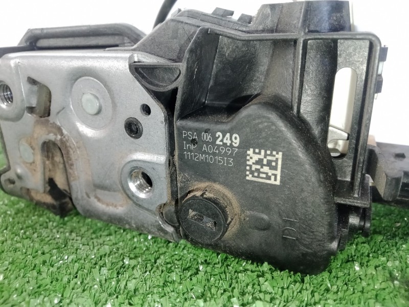 Recambio de cerradura puerta trasera derecha para citroën c3 1.4 hdi referencia OEM IAM 006249 - A04997  